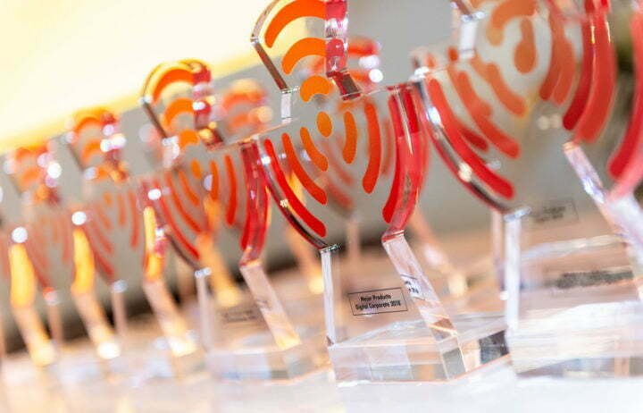 Trofeos Product Hackers Awards
